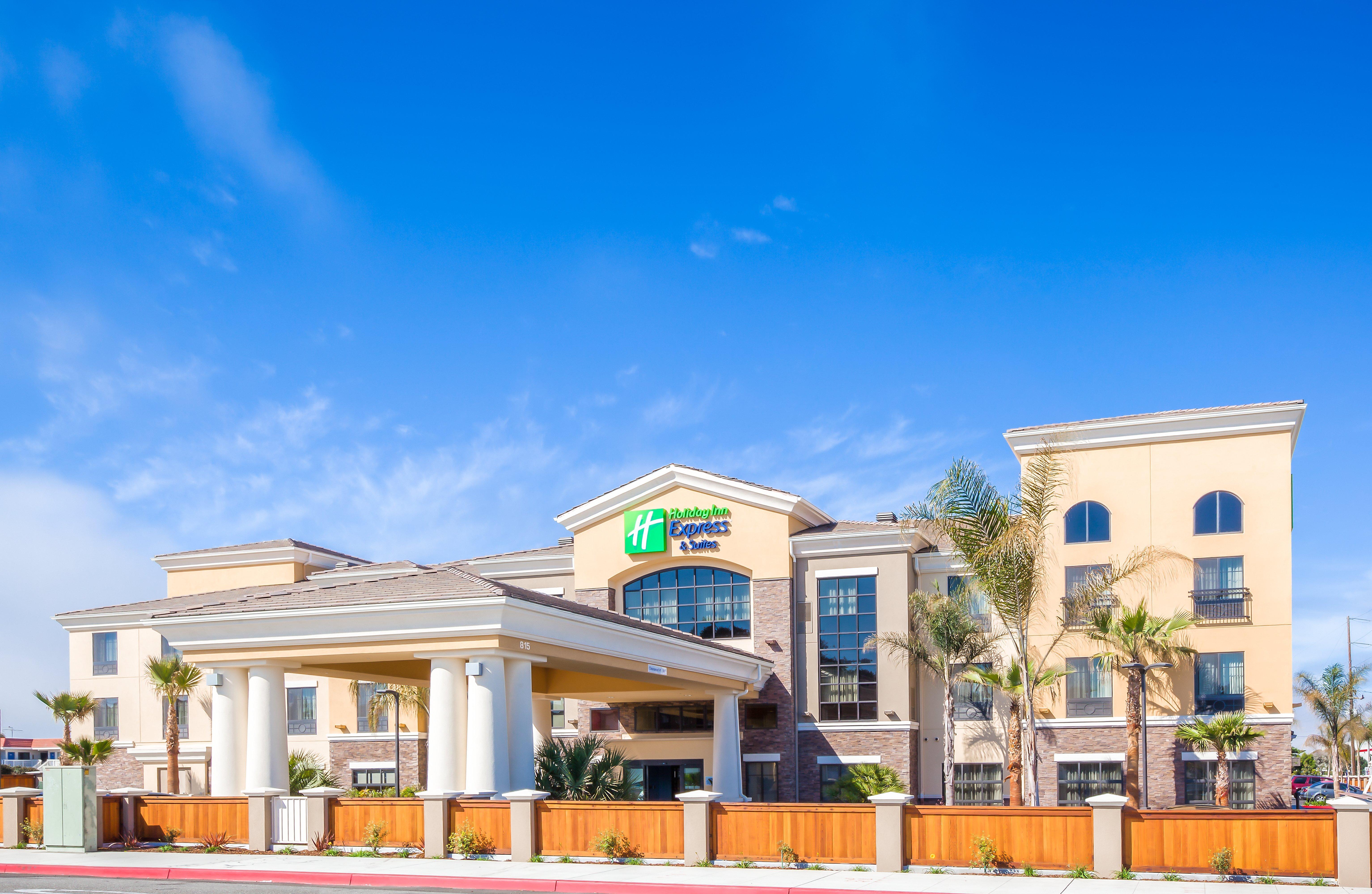 Holiday Inn Express & Suites Eureka By Ihg Exterior foto